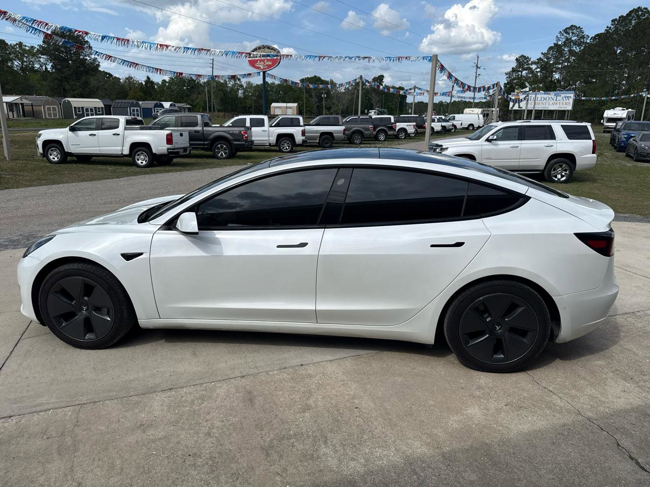 Used 2021 Tesla Model 3 Standard Range Plus image 6
