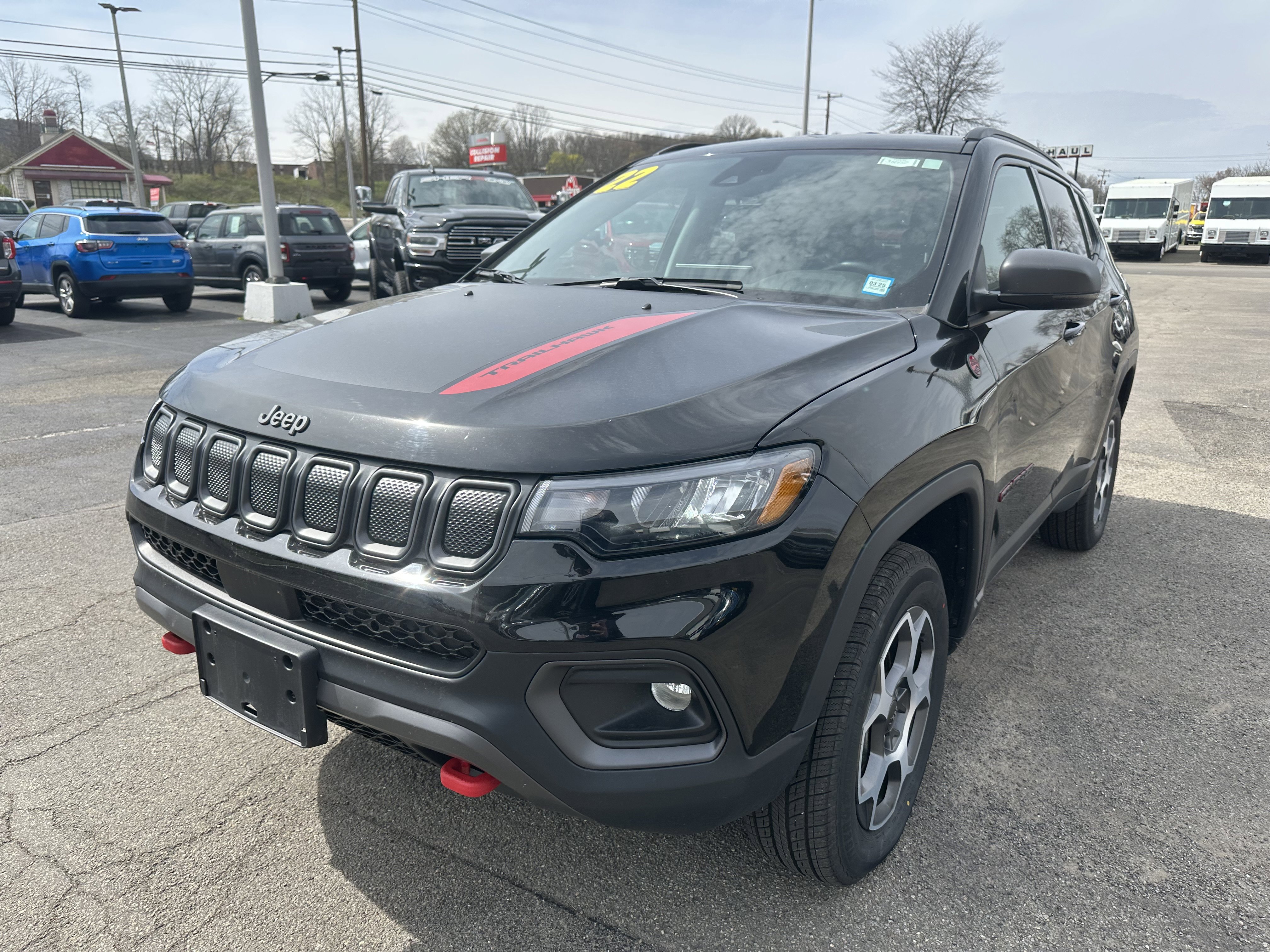 Used 2022 Jeep Compass Trailhawk w/ Trailhawk Convenience Group image 7