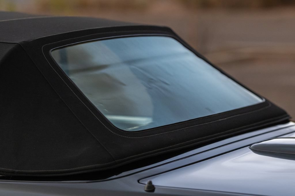 Used 1990 BMW 325i Convertible RWD image 29