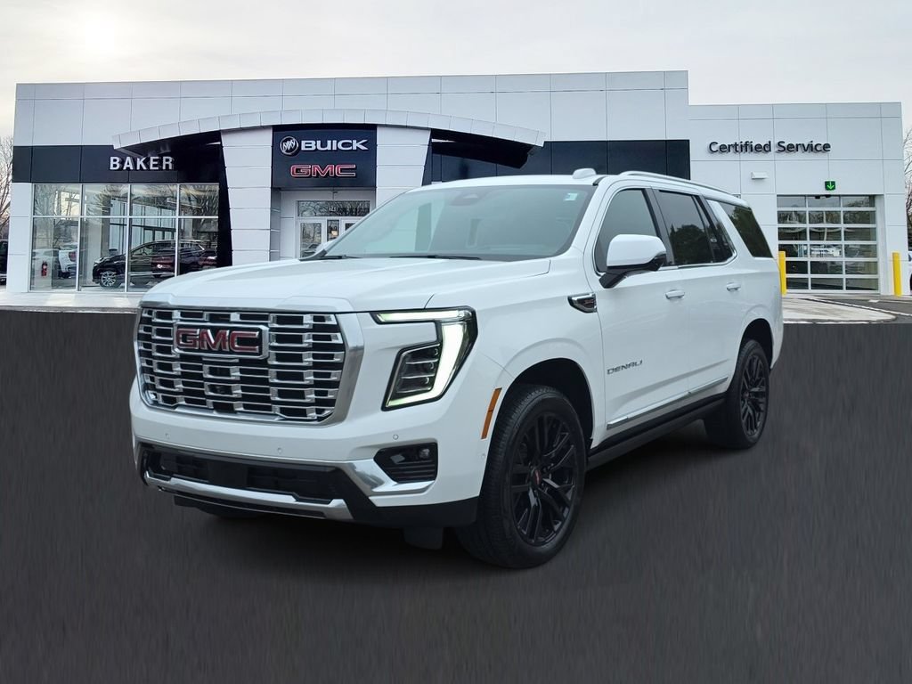 New 2026 GMC Yukon Denali w/ Sun & Power Step Package