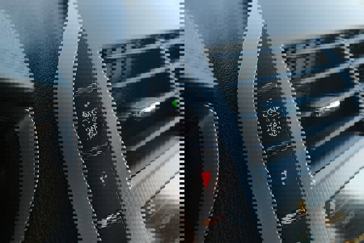 Used 2017 Lincoln MKZ Select FWD image 21