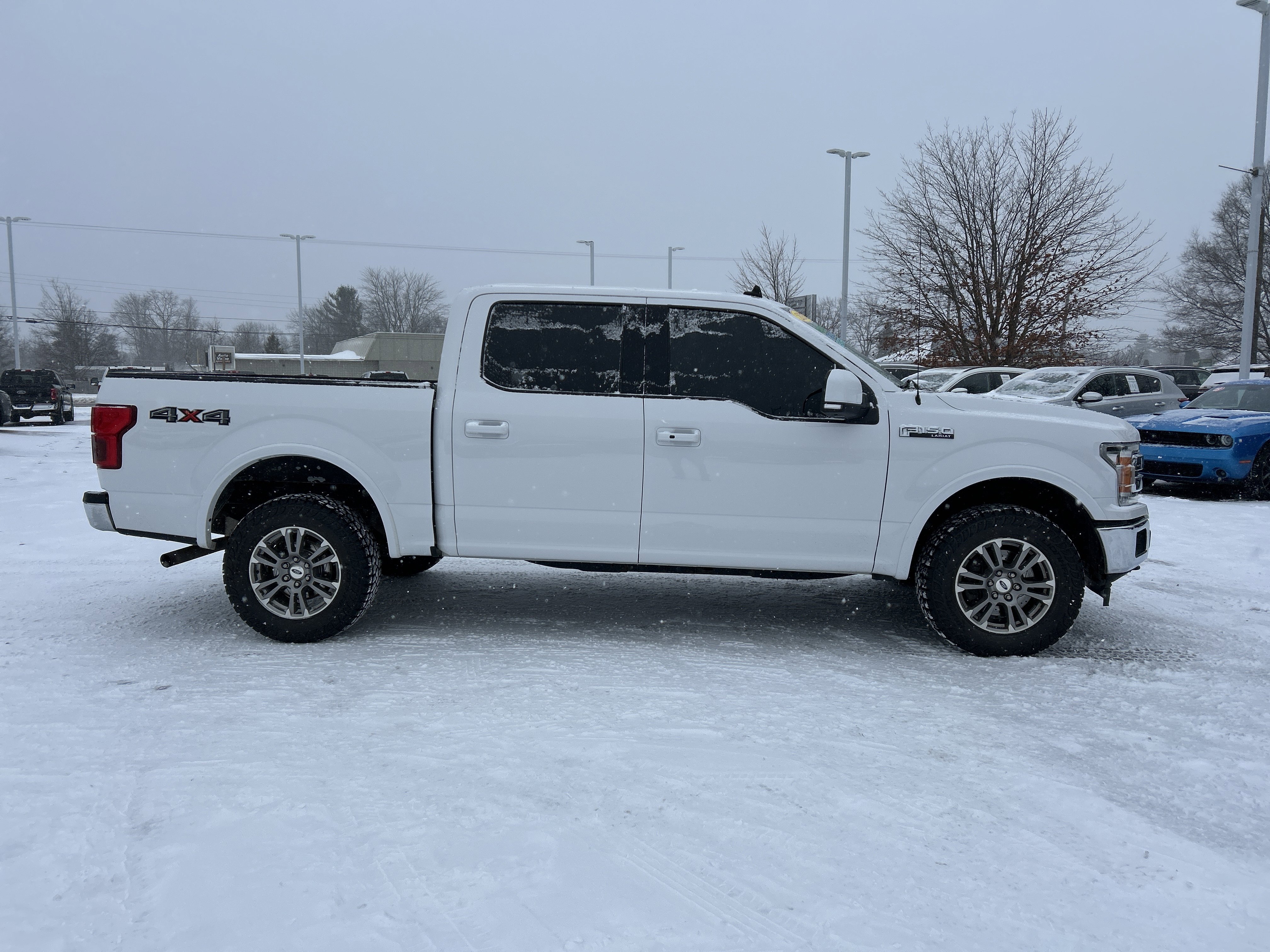 Used 2020 Ford F150 Lariat image 2