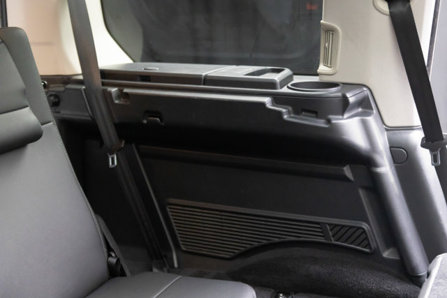 Used 2016 Land Rover LR4 HSE AWD/4WD image 50