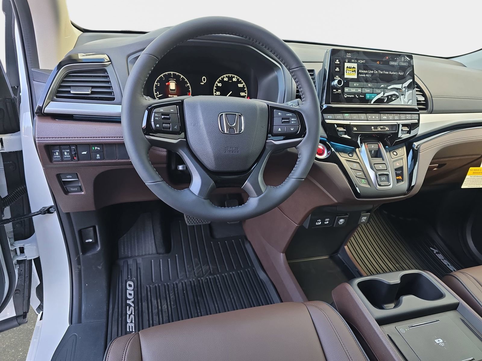 New 2026 Honda Odyssey Touring image 17