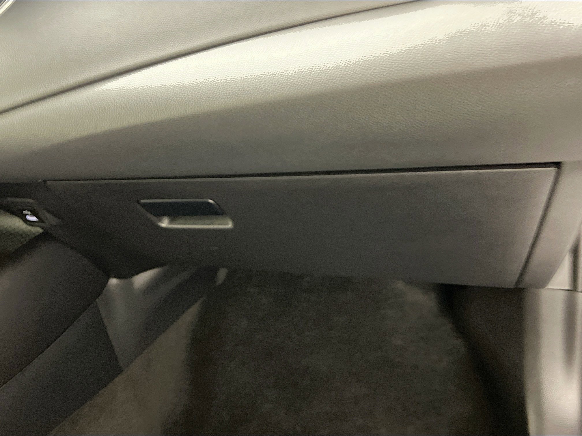 Used 2025 Toyota Corolla LE image 33