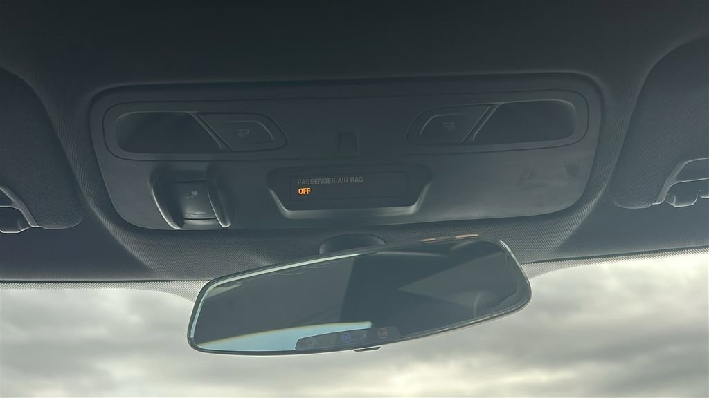 Used 2017 Chevrolet Camaro SS RWD image 29