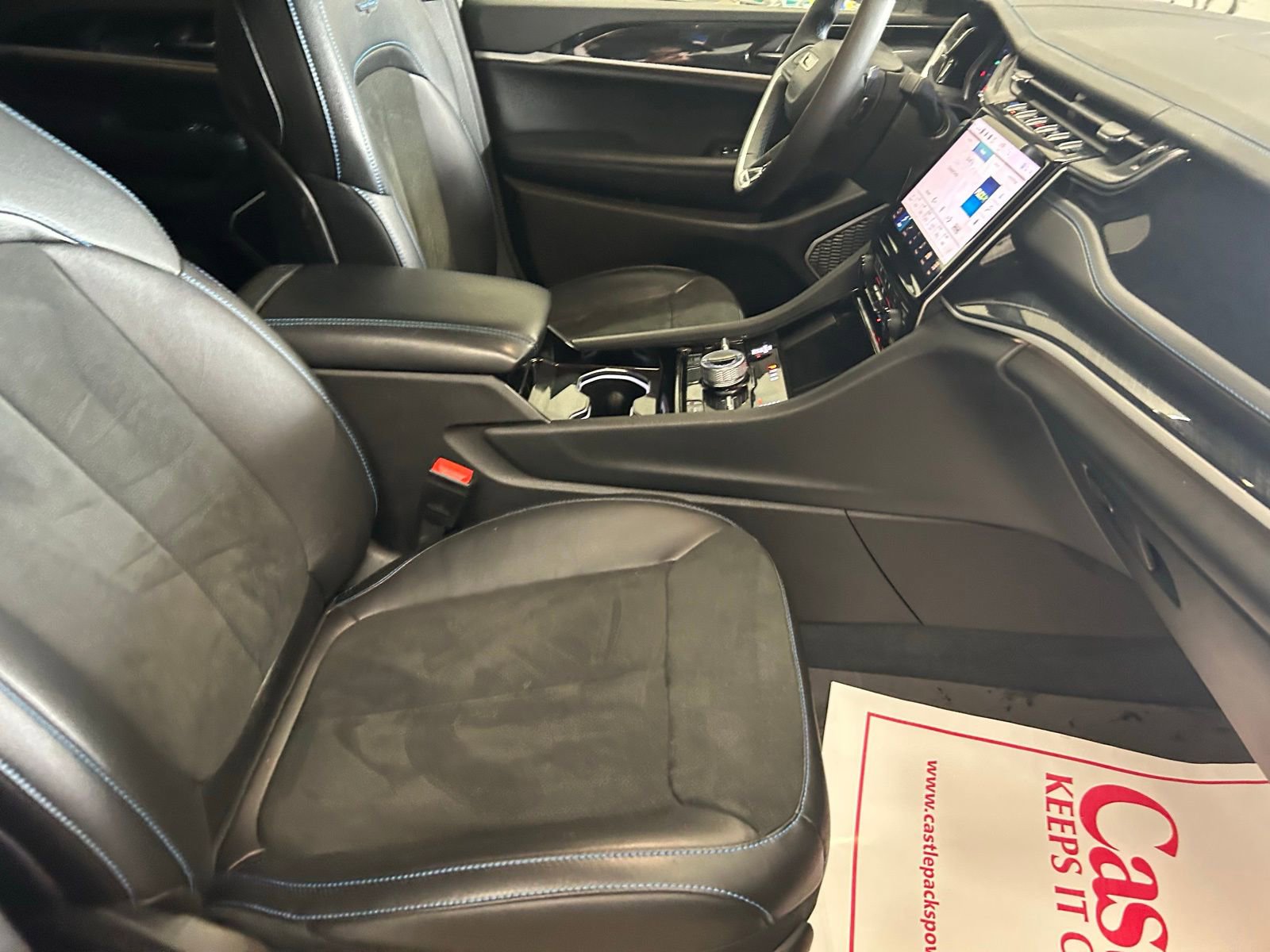 Certified 2022 Jeep Grand Cherokee Trailhawk w/ Luxury Tech Group III image 33