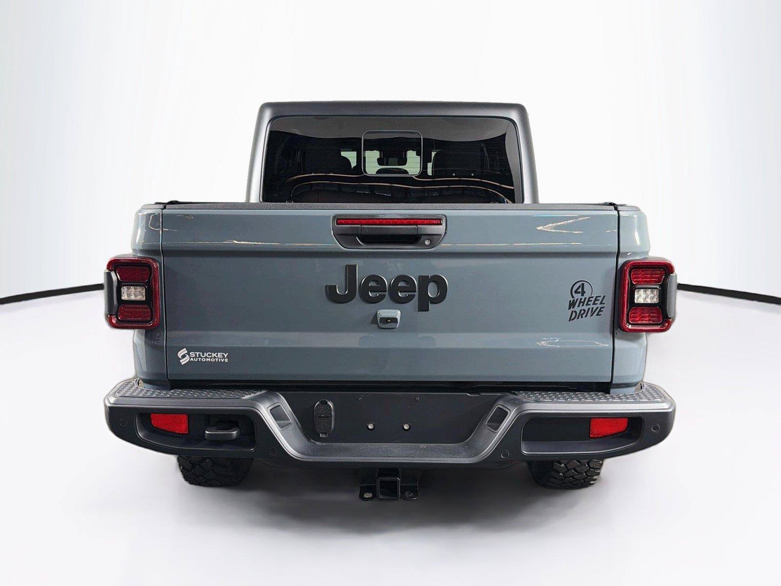 Used 2025 Jeep Gladiator Sport AWD/4WD image 10