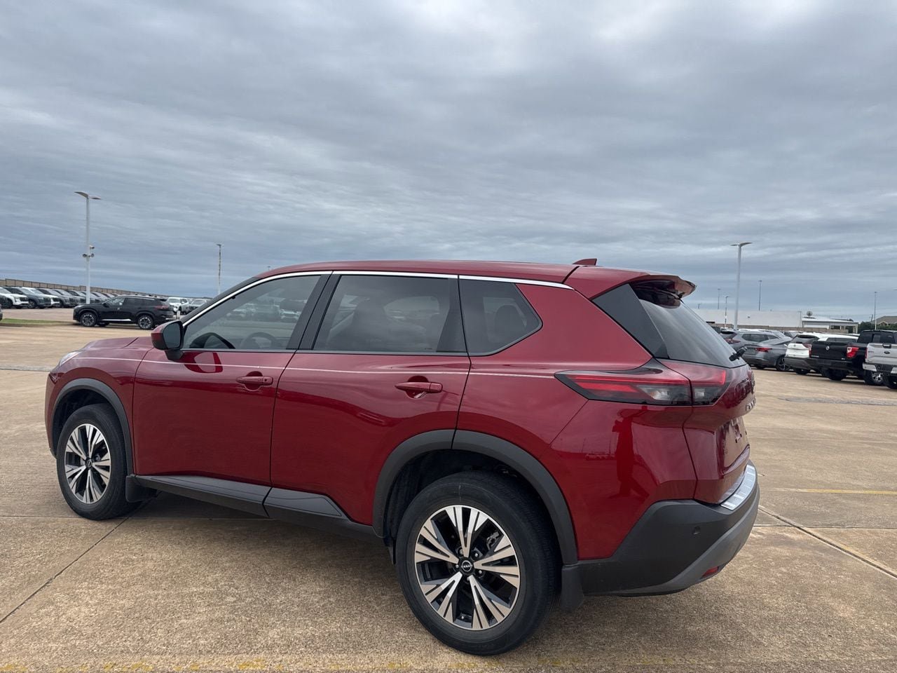 Certified 2023 Nissan Rogue SV FWD image 13