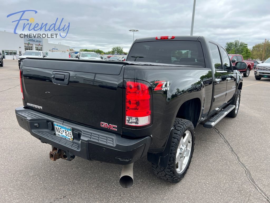 Used 2013 GMC Sierra 2500 Denali w/ Suspension Package, Off-Road AWD/4WD image 6