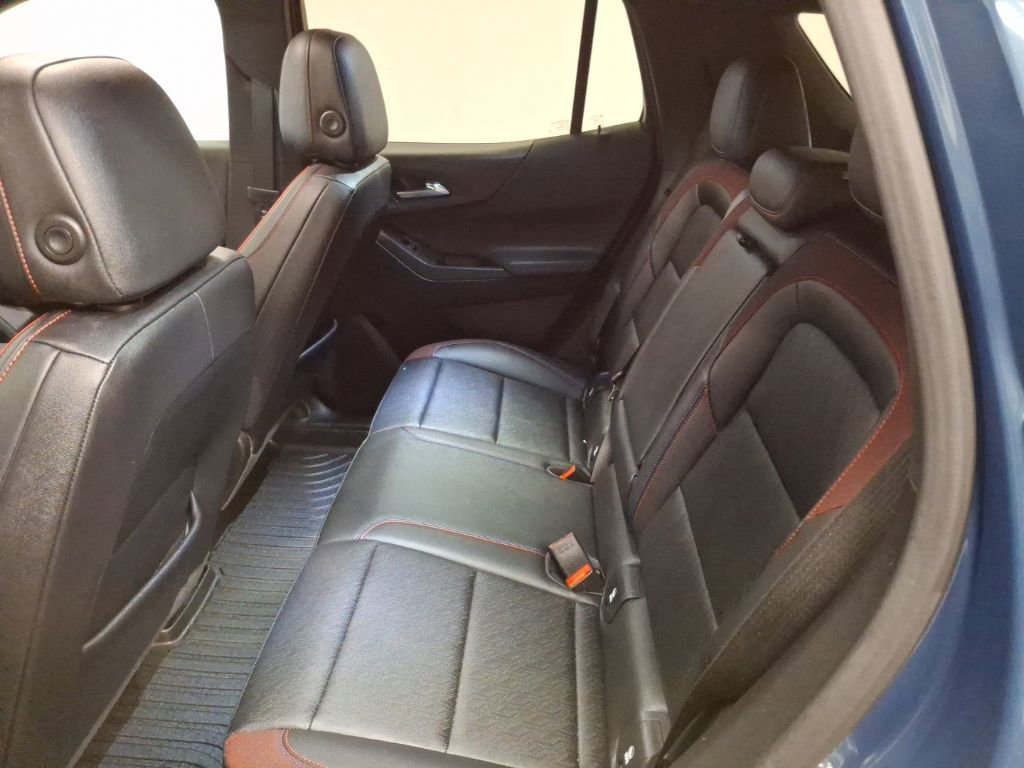 Used 2025 Chevrolet Equinox RS w/ Safety and Technology Package image 12