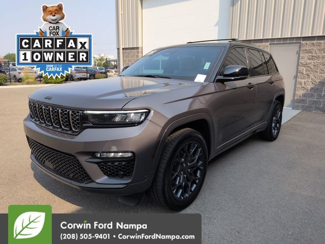 Used 2025 Jeep Grand Cherokee Summit AWD/4WD image 7