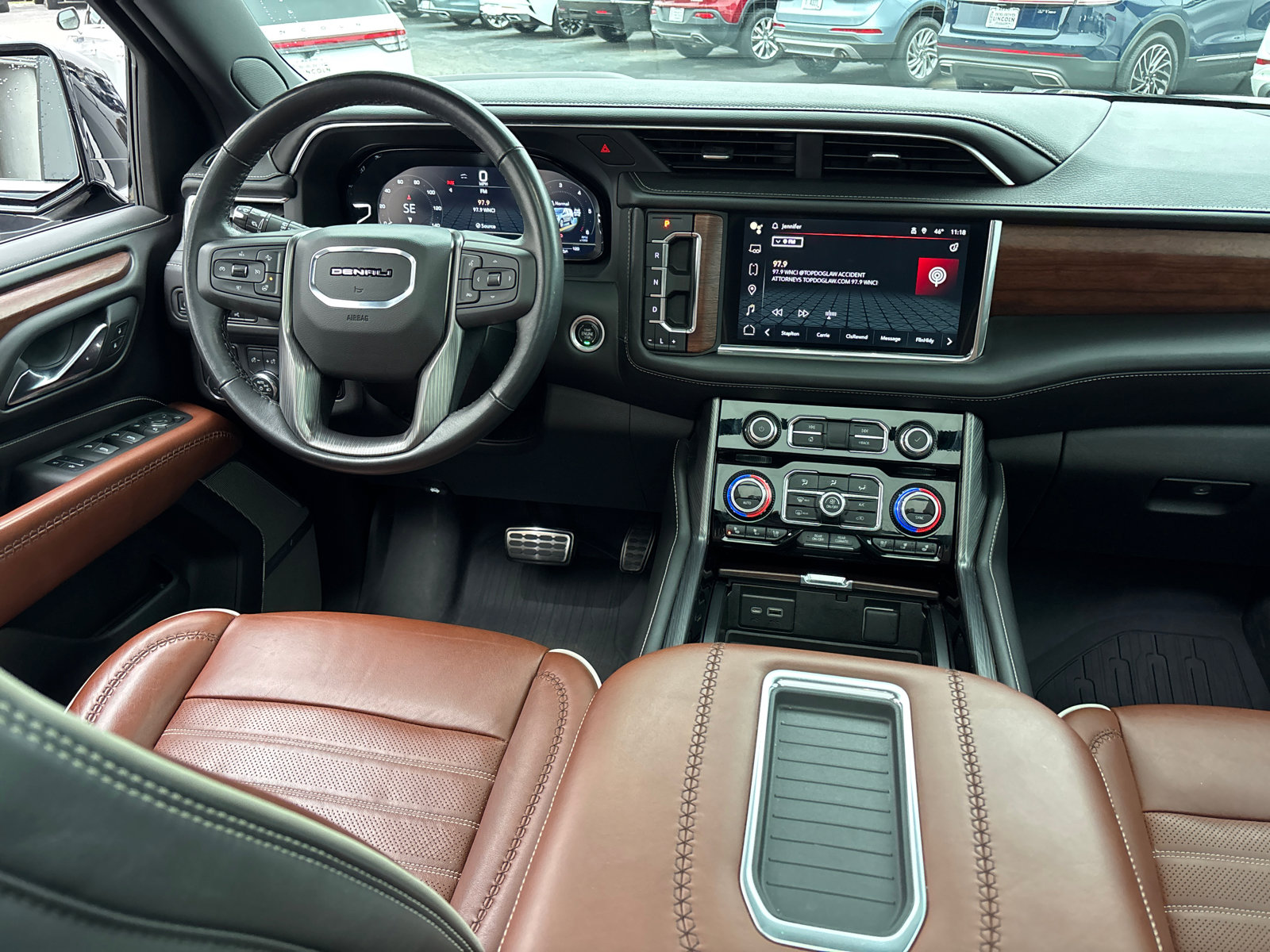 Used 2023 GMC Yukon Denali Ultimate image 30