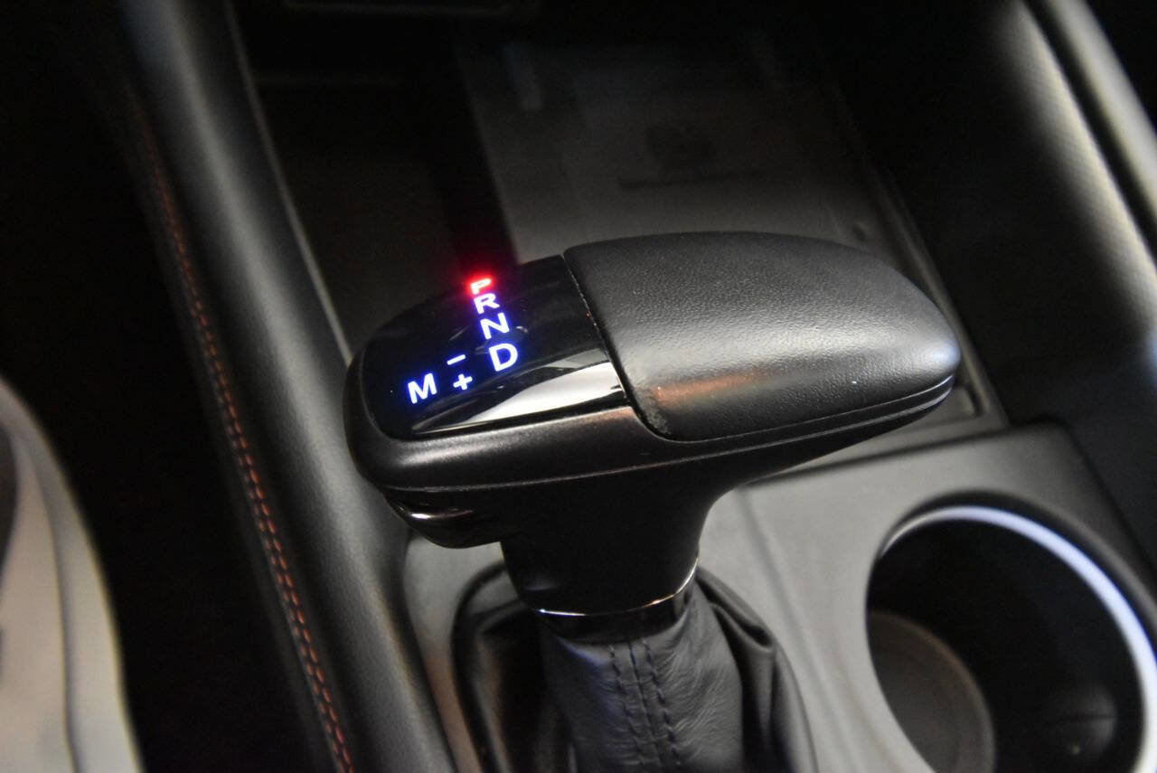 Used 2022 Dodge Durango R/T w/ Blacktop Package image 21