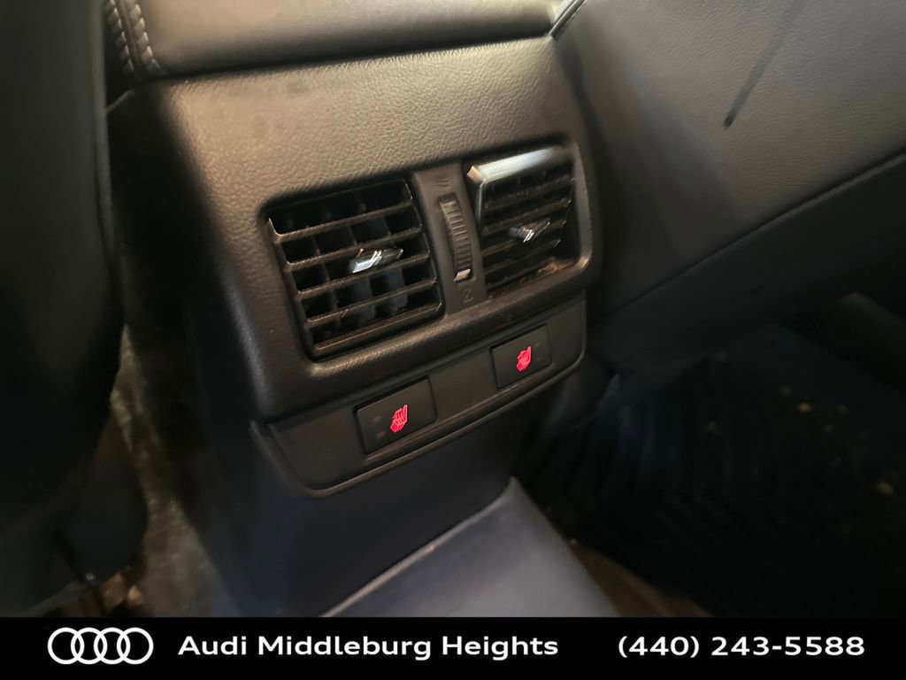 Used 2015 Subaru Legacy 2.5i Limited image 23