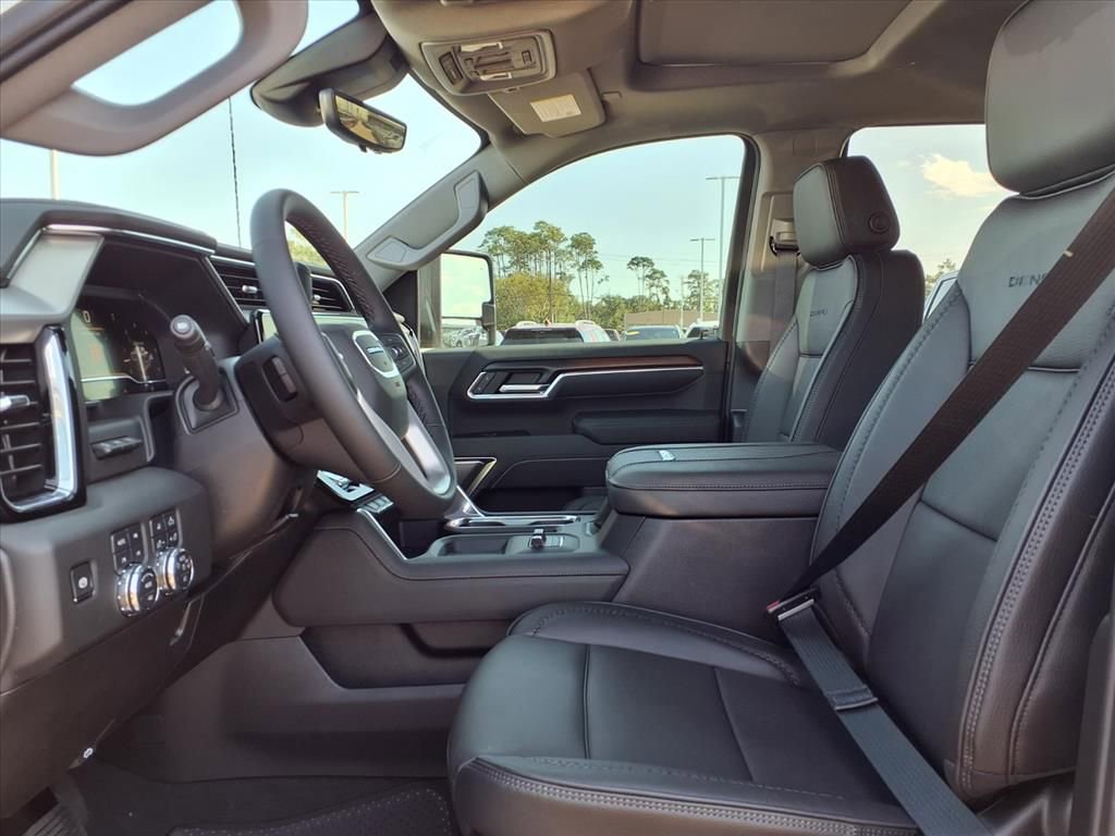 New 2025 GMC Sierra 2500 Denali w/ Denali Reserve Package image 12