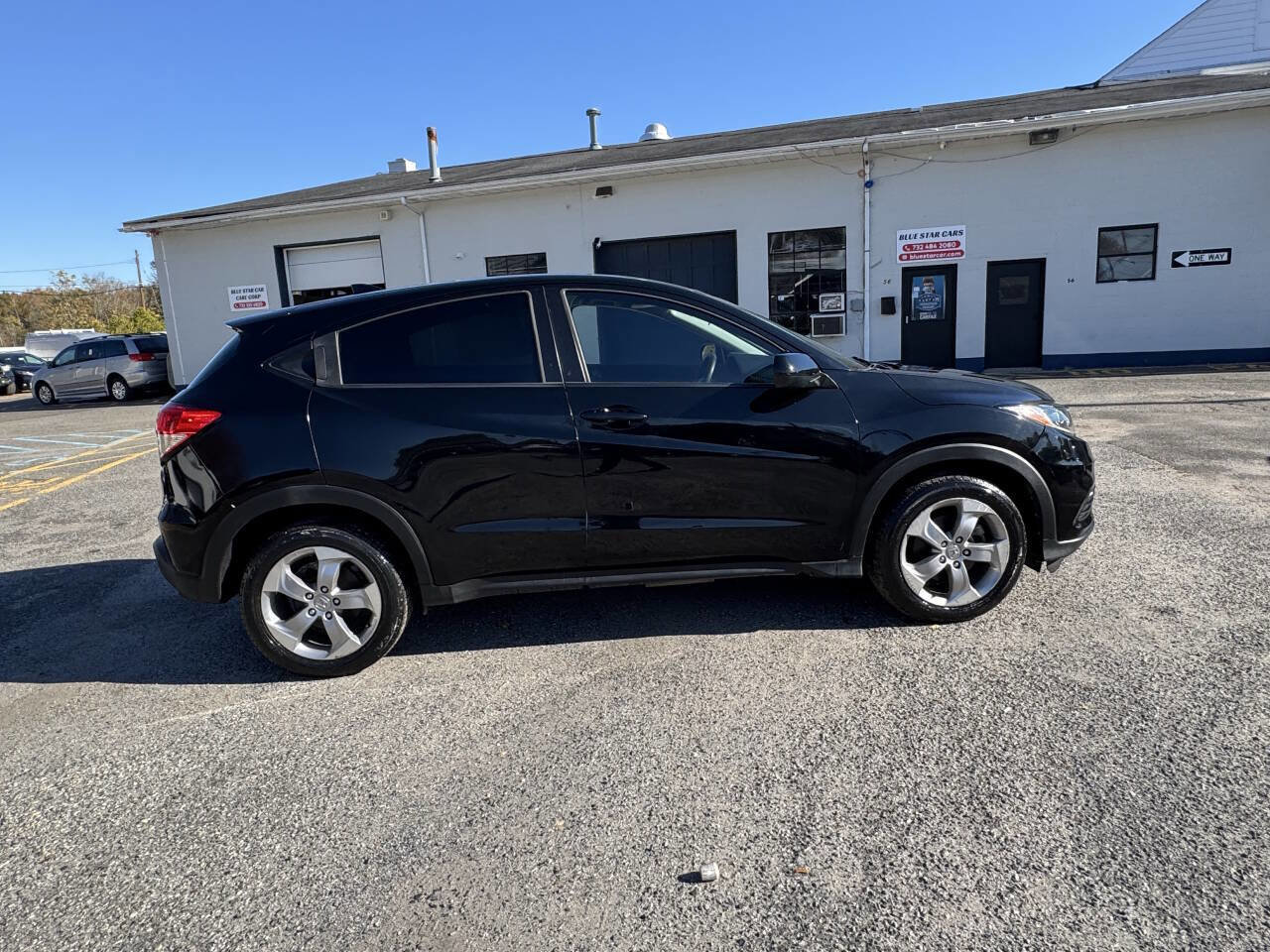 Used 2019 Honda HR-V LX image 6