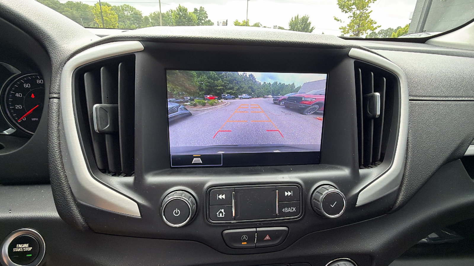 Used 2022 GMC Terrain SLE w/ Driver Convenience Package AWD/4WD image 34