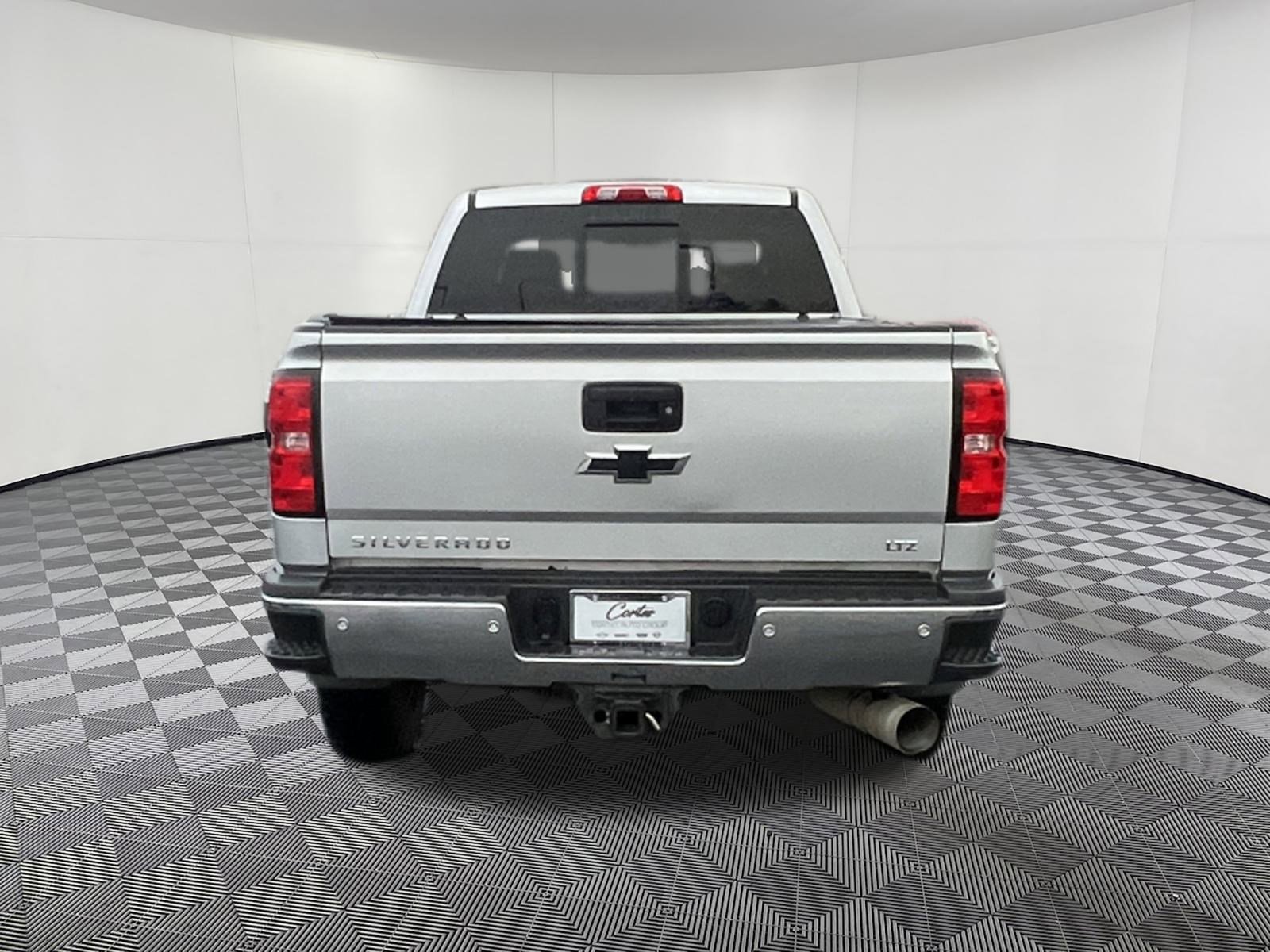 Used 2018 Chevrolet Silverado 3500 LTZ image 5