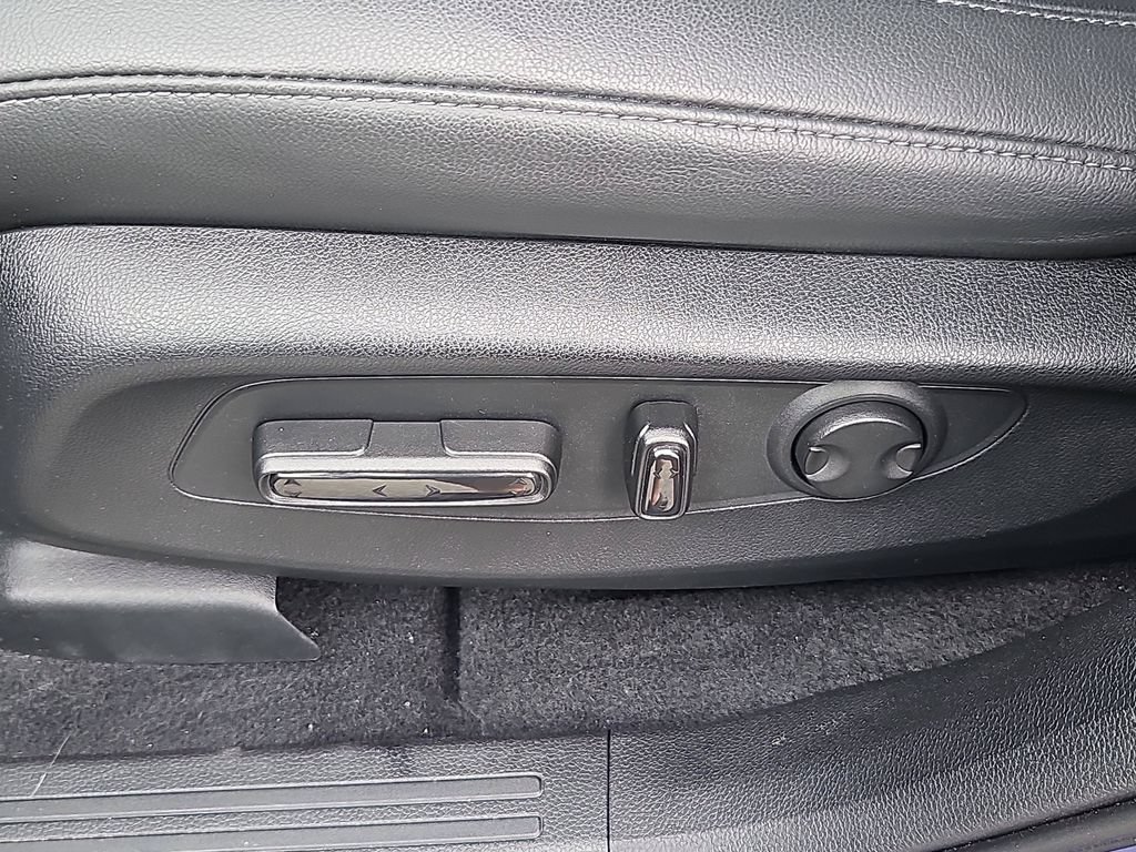 Used 2024 Honda CR-V EX-L image 21