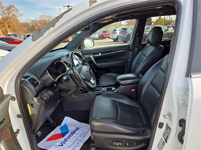 Used 2014 Kia Sorento SX w/ 3rd Row Package image 24