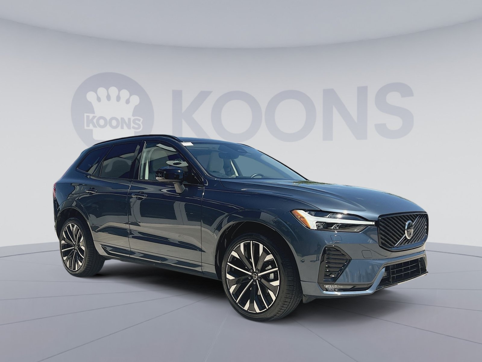 New 2026 Volvo XC60 B5 Ultra w/ Protection Package Premier AWD/4WD image 18