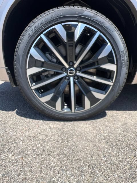 New 2026 Volvo XC90 T8 Plus w/ Protection Package Premier AWD/4WD image 37