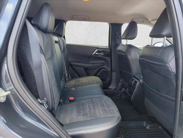 Used 2024 Mitsubishi Outlander SE AWD/4WD image 20