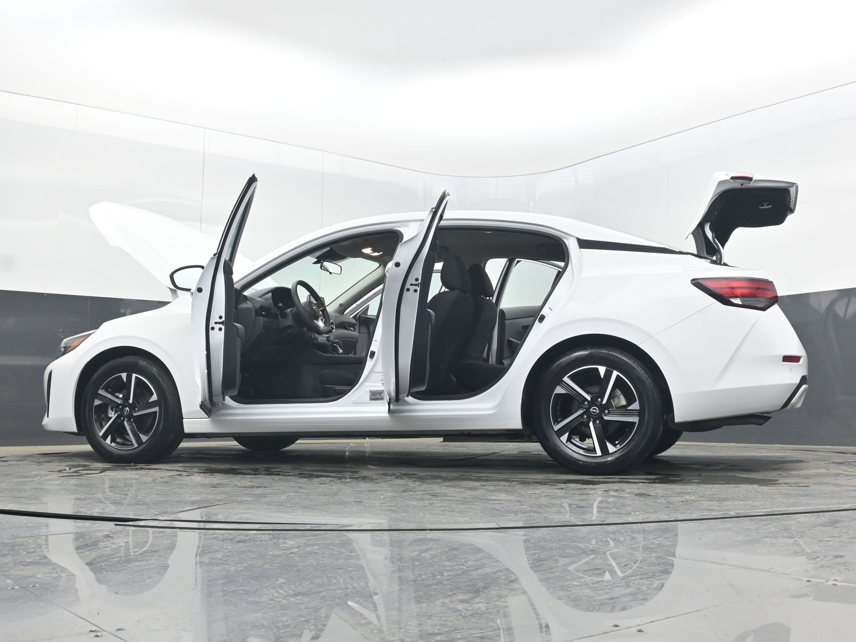 Used 2024 Nissan Sentra SV image 44