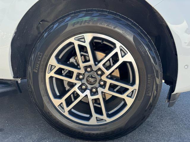 Certified 2025 Ford Expedition Active AWD/4WD image 14