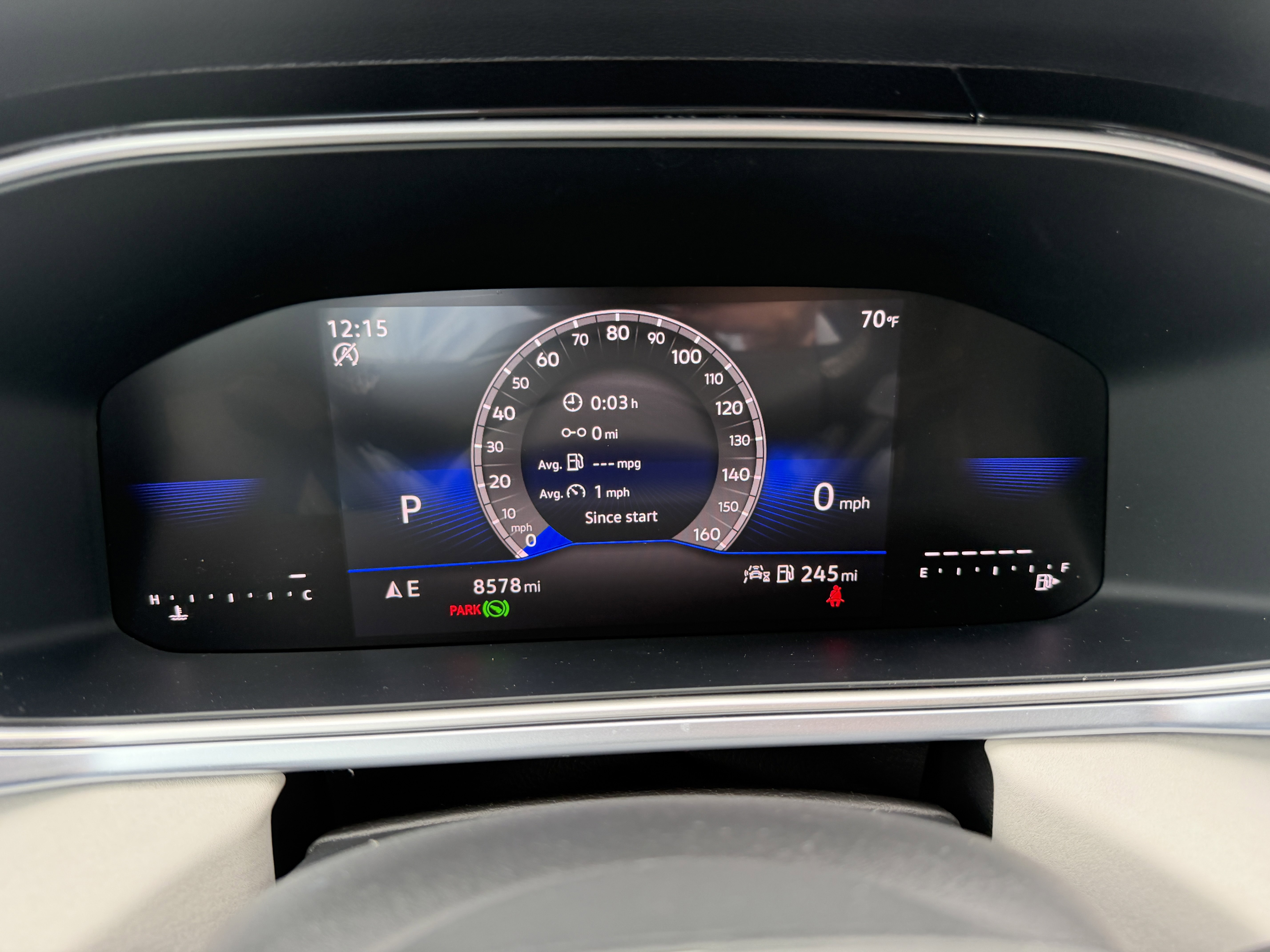 Used 2025 Volkswagen Taos SE image 29