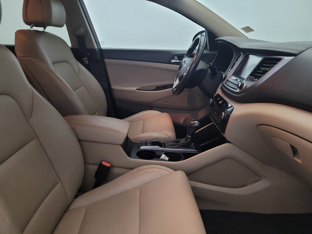 Used 2017 Hyundai Tucson SE Plus w/ Cargo Package image 21