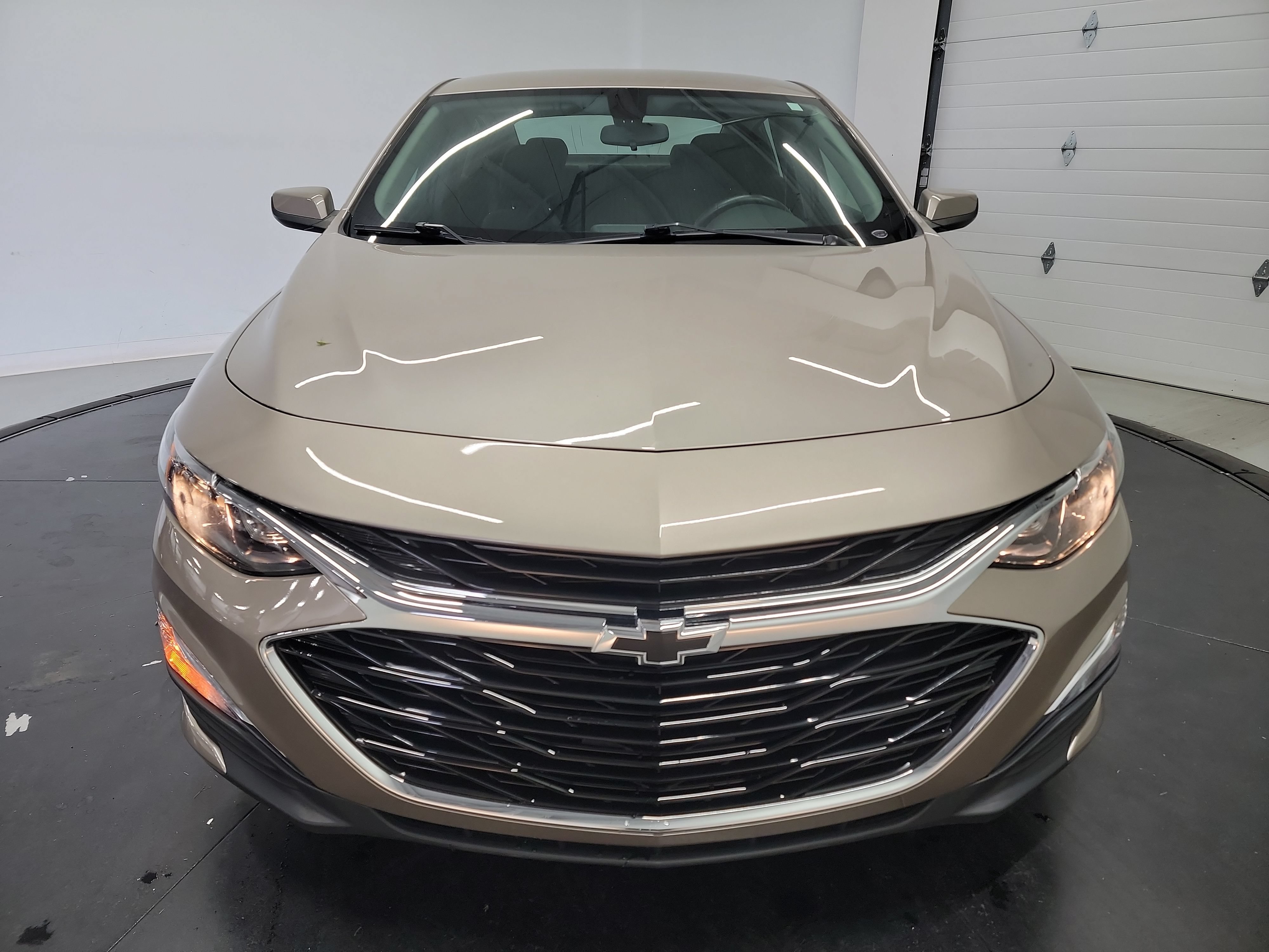 Used 2022 Chevrolet Malibu RS FWD image 2