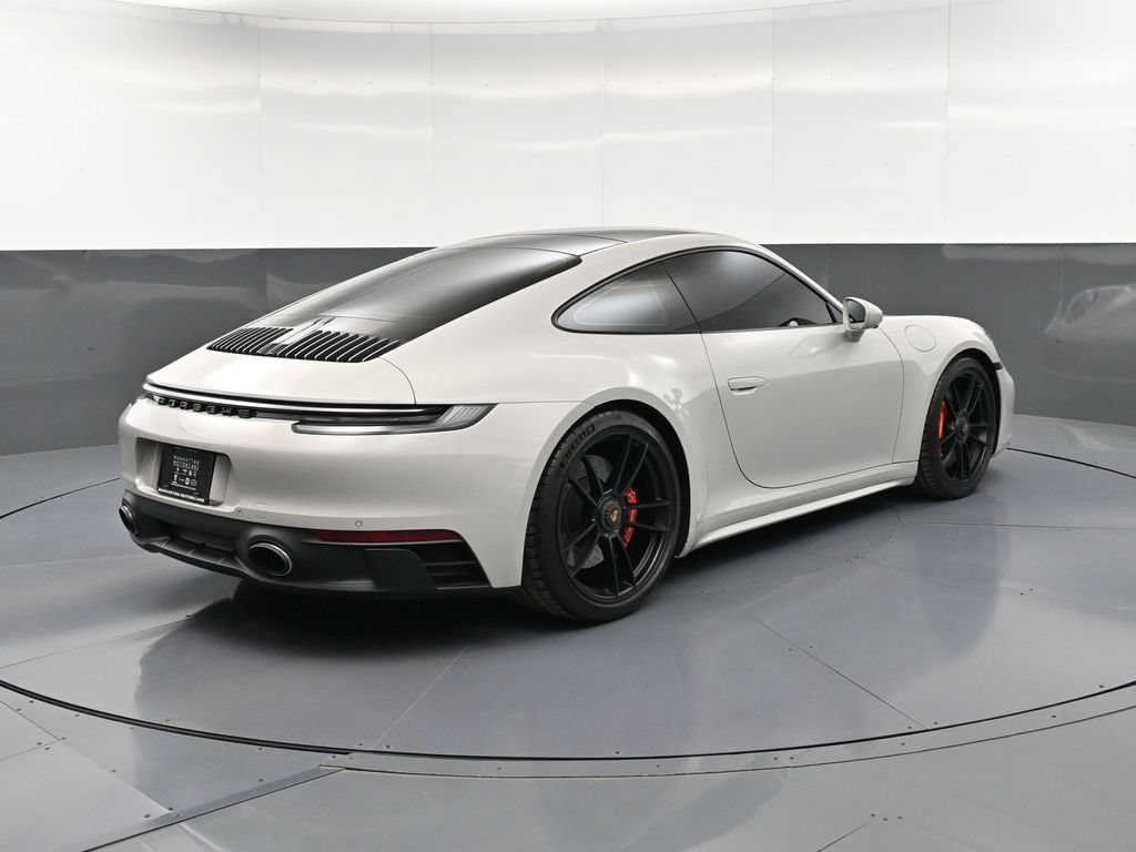 Certified 2024 Porsche 911 Carrera GTS RWD image 8
