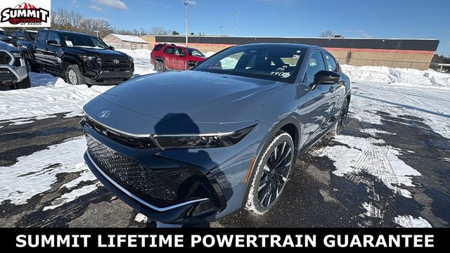 New 2026 Toyota Crown Platinum image 1