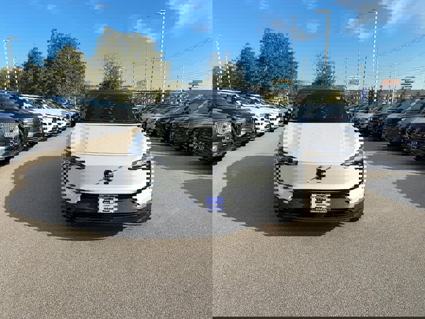 Used 2025 Volvo EX30 Ultra w/ Protection Package Premier image 8