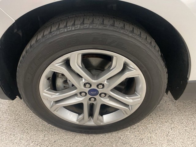 Used 2015 Ford Edge Titanium image 13