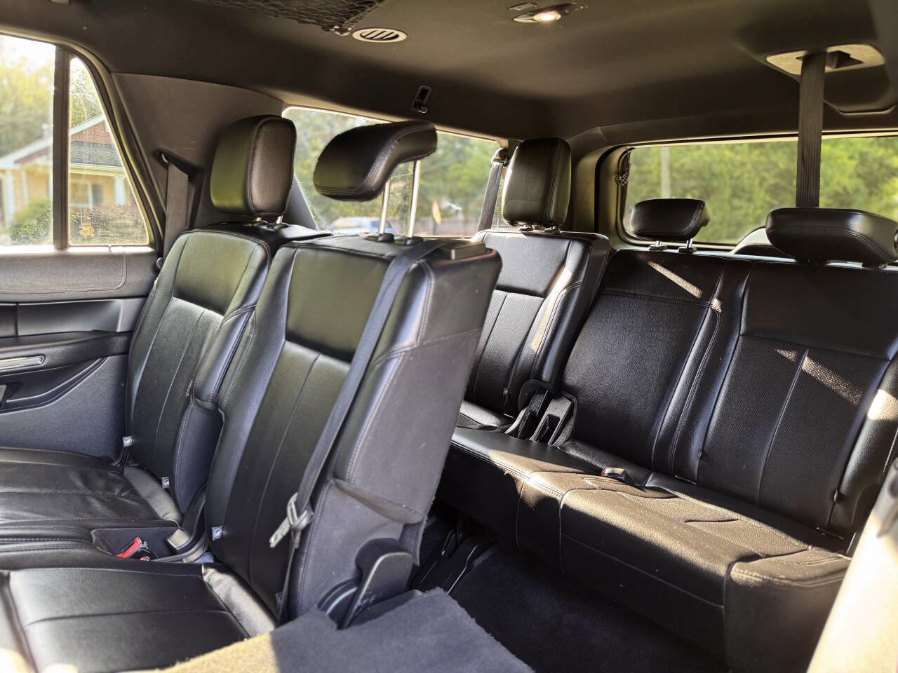 Used 2020 Ford Expedition Max XLT image 15