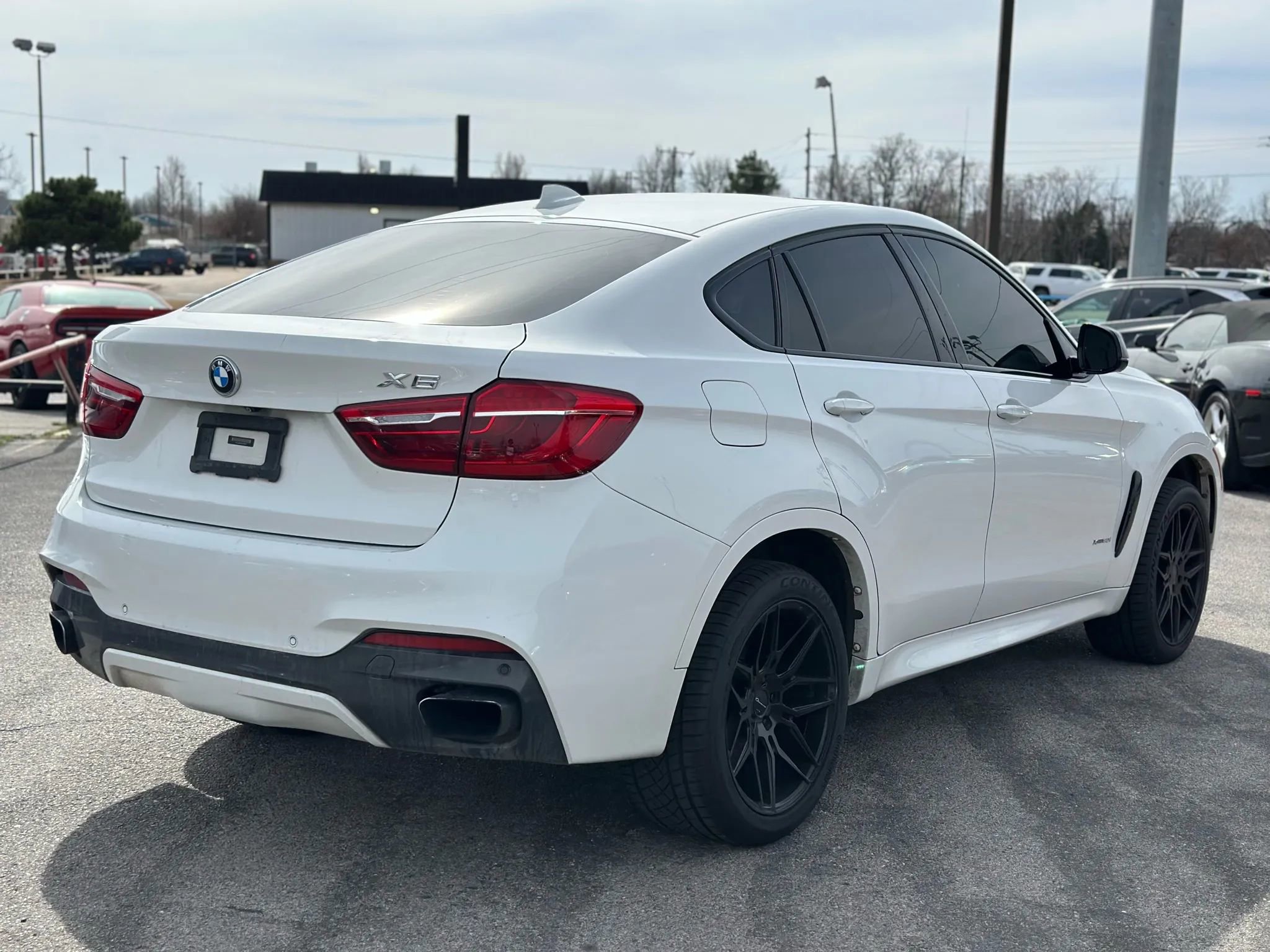 Used 2015 BMW X6 xDrive50i image 6