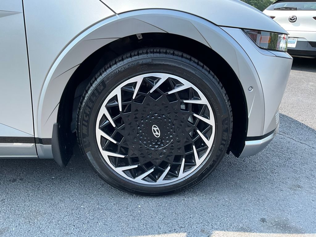 Used 2024 Hyundai Ioniq 5 Limited image 52