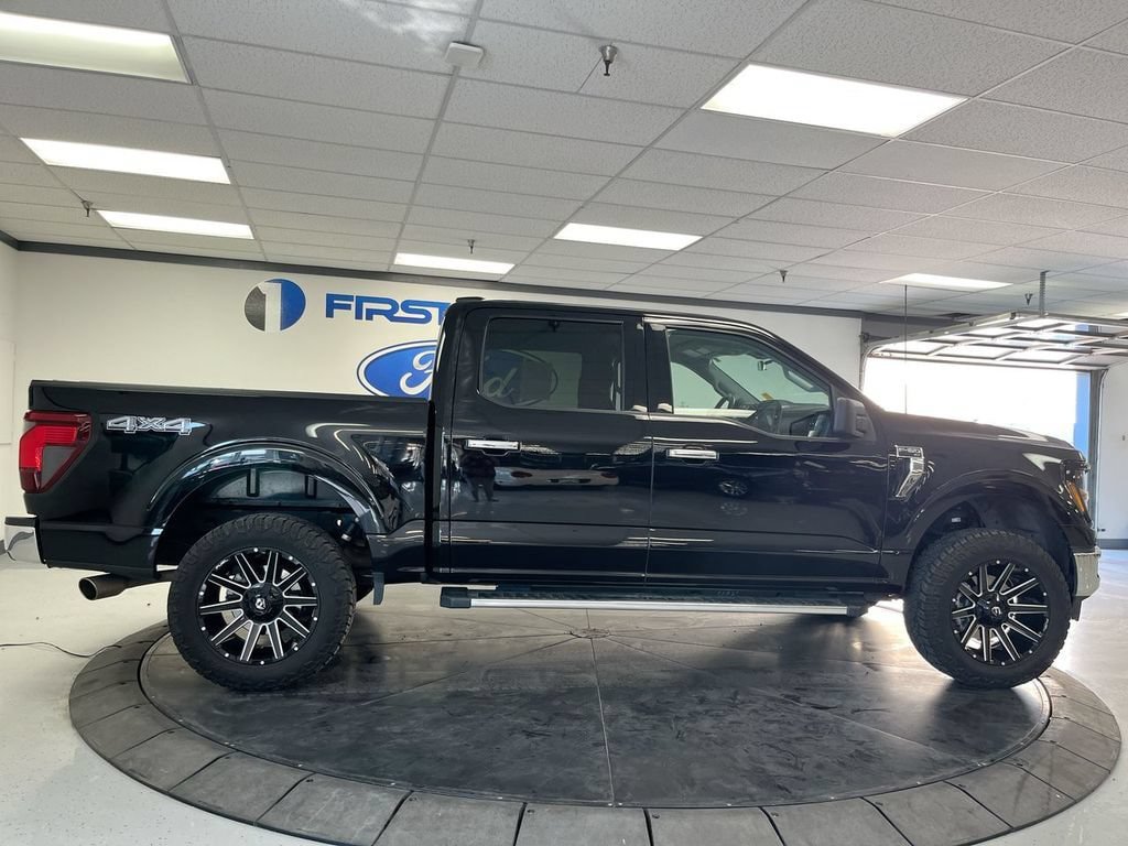 Used 2025 Ford F150 XLT w/ Equipment Group 301A Standard AWD/4WD image 9
