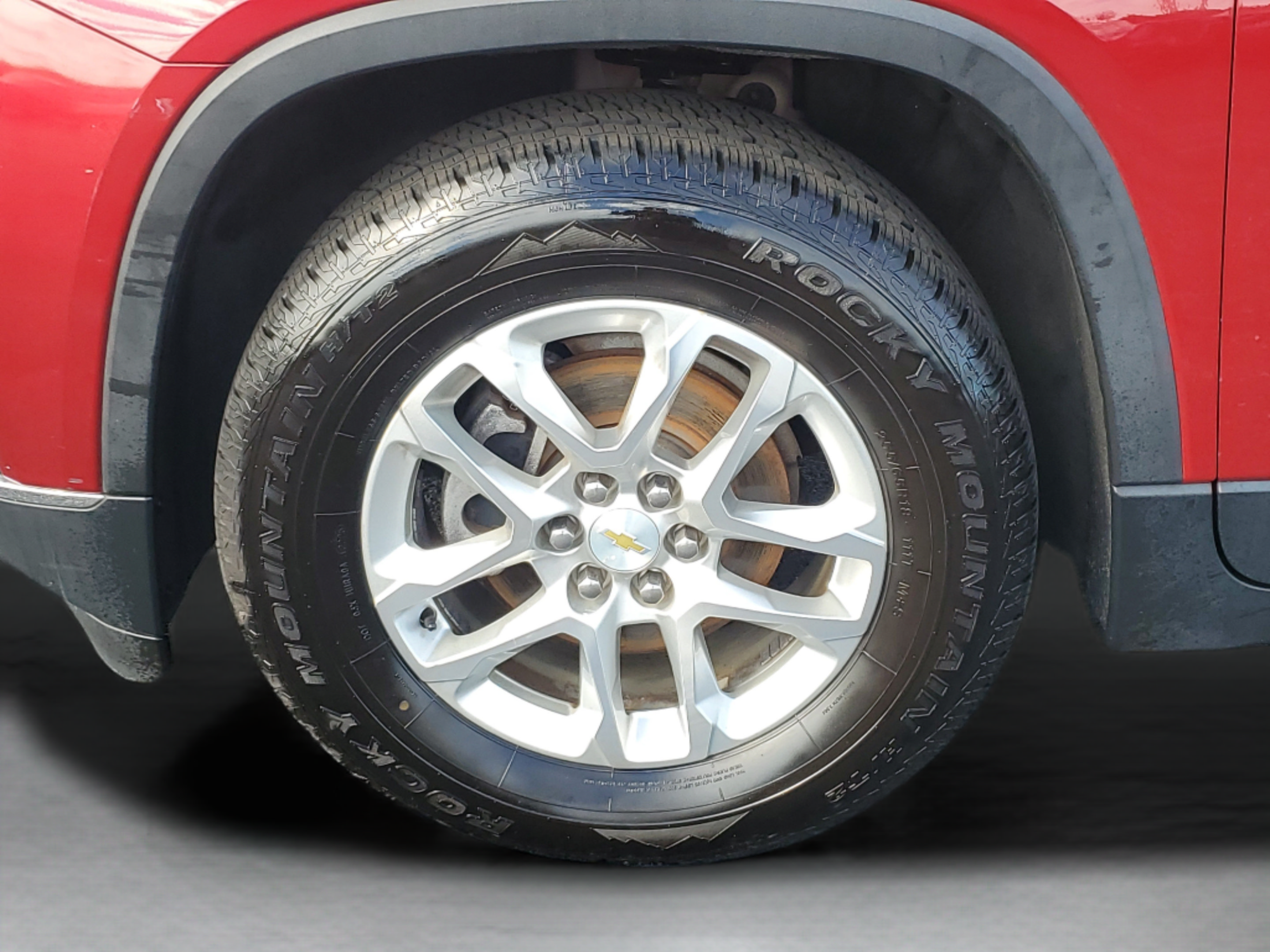 Used 2018 Chevrolet Traverse LT FWD image 31