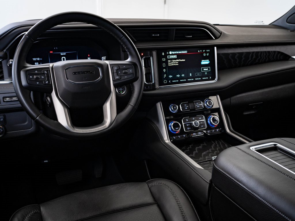 Used 2023 GMC Yukon Denali w/ LPO, Floor Liner Package image 4