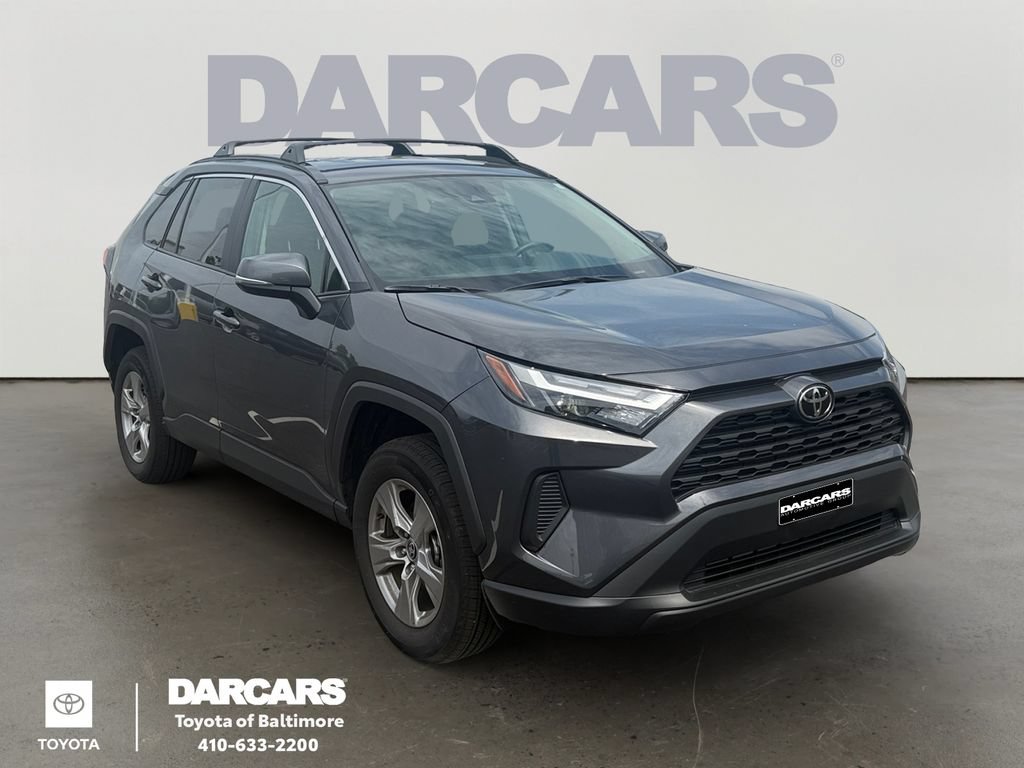 Used 2025 Toyota RAV4 XLE AWD/4WD image 1