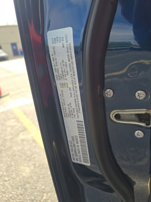 Used 2022 RAM 3500 Laramie AWD/4WD image 14