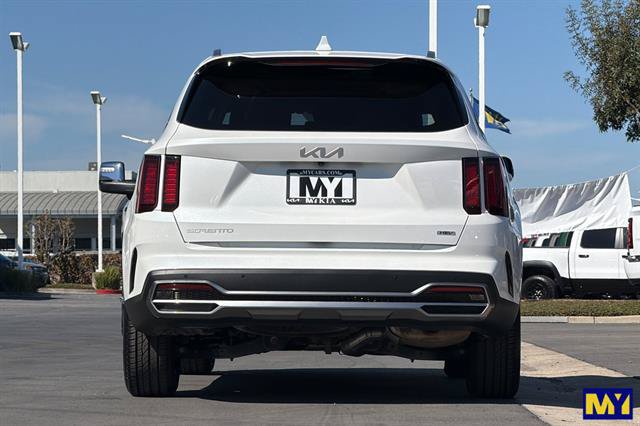 Used 2023 Kia Sorento EX AWD/4WD image 5