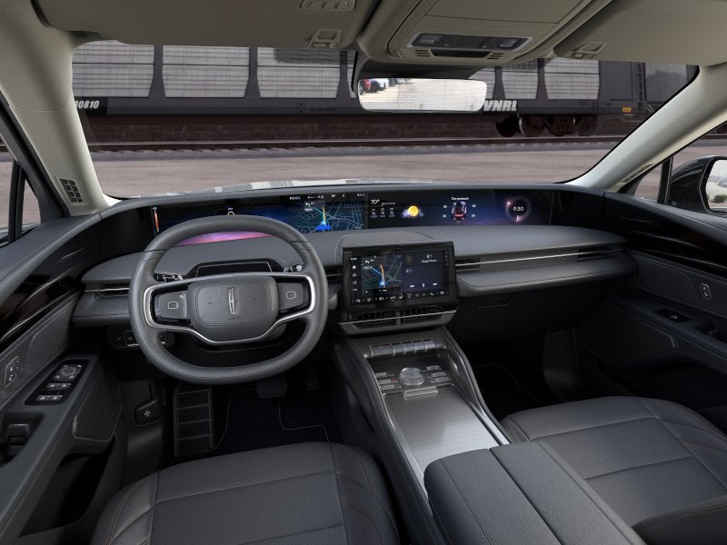 New 2026 Lincoln Nautilus Premier AWD/4WD image 9