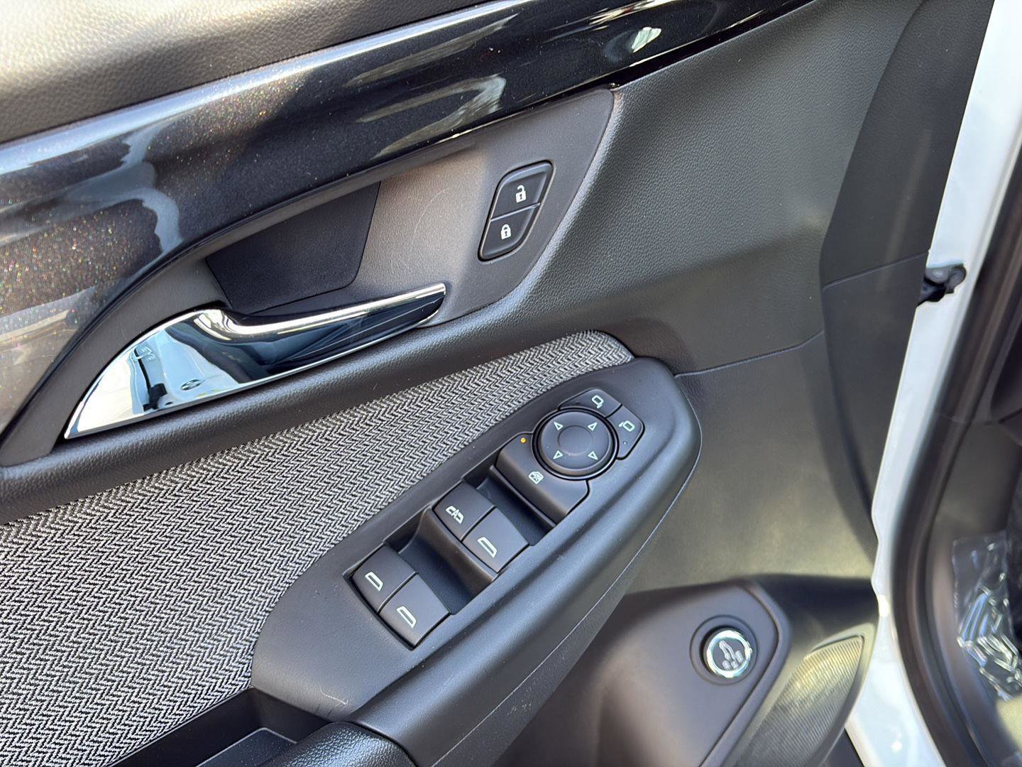 New 2026 Chevrolet TrailBlazer LT AWD/4WD image 17