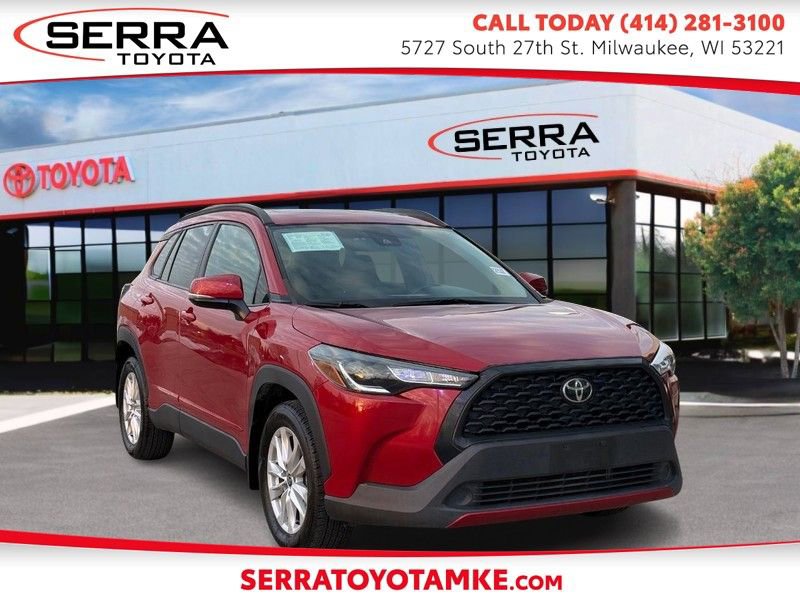 Used 2022 Toyota Corolla Cross LE w/ Moonroof Package