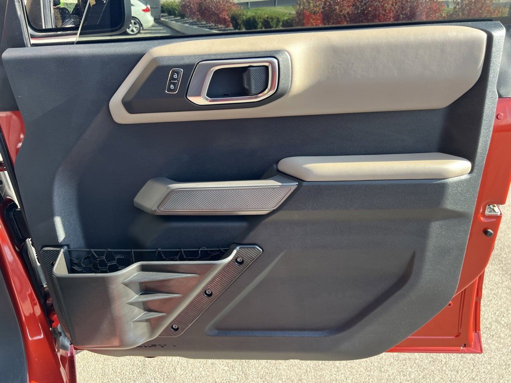 Used 2023 Ford Bronco Wildtrak image 41